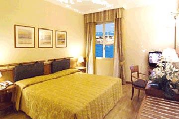 Hotel Dello Stretto Mesina Habitación foto